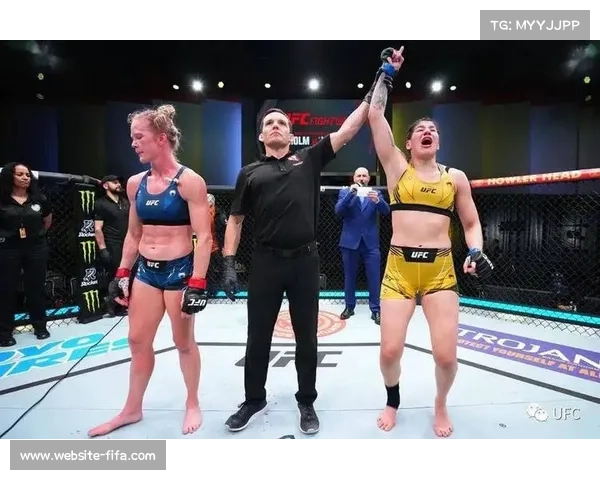霍莉·霍尔姆宣布退役 结束辉煌UFC女子雏量级传奇生涯 霍莉·霍尔姆宣布退役 结束辉煌UFC女子雏量级传奇生涯