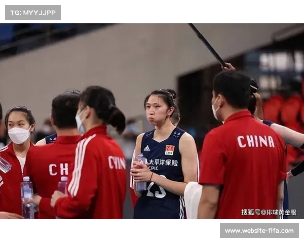 中国女排新阵亮相世联赛 吴梦洁首战砍下18分展现锋芒 中国女排新阵亮相世联赛 吴梦洁首战砍下18分展现锋芒